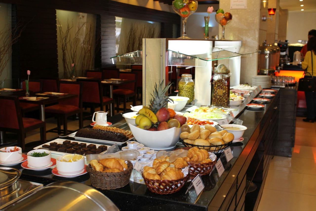 Coral Beirut Al Hamra Hotel Exterior foto