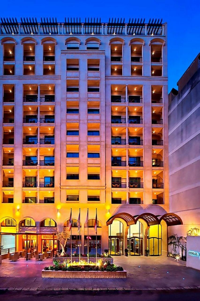 Coral Beirut Al Hamra Hotel Exterior foto